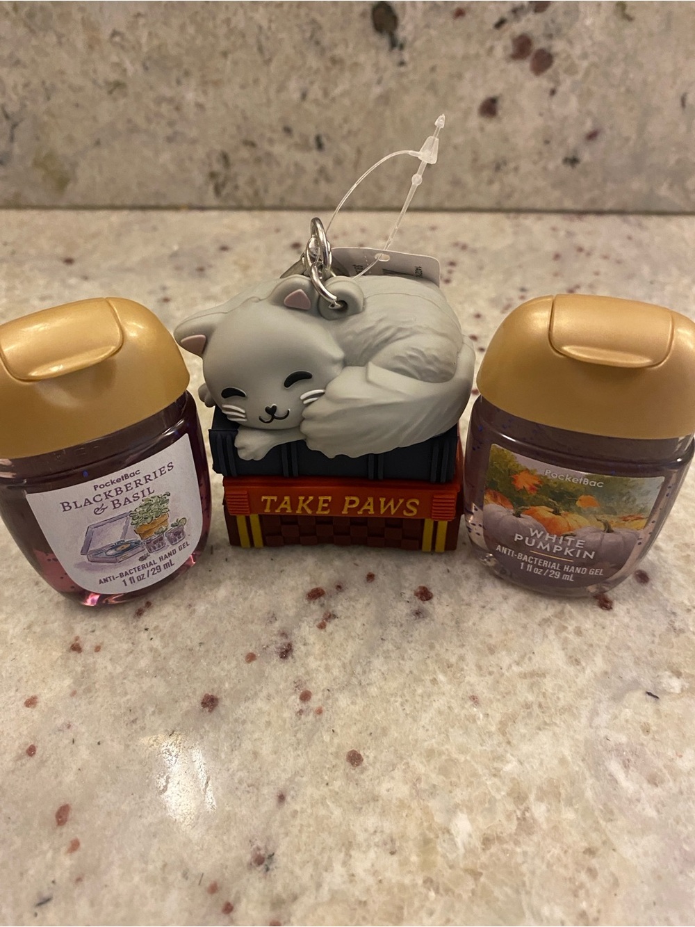 Bath & Body Works set cat bag charm gel holder and 2 assorted hand gels NWT - Picture 5 of 6